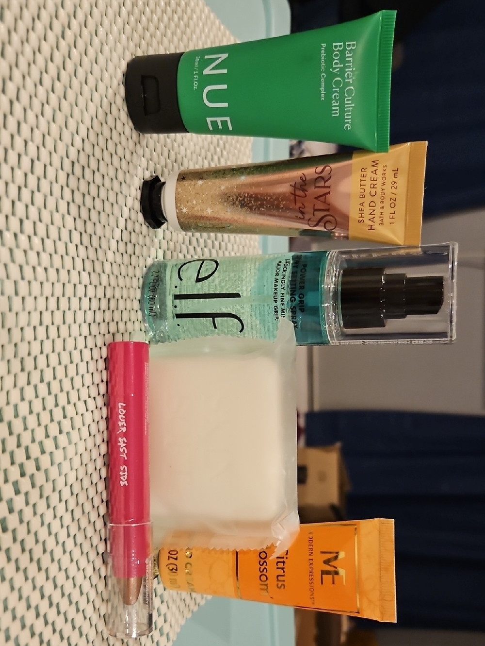 6 Skincare/Make Up Items